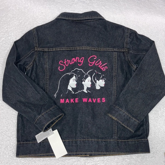 NWT Mattel Barbie denim jean jacket, button up bright pink graphics med 6/7 - Picture 10 of 11